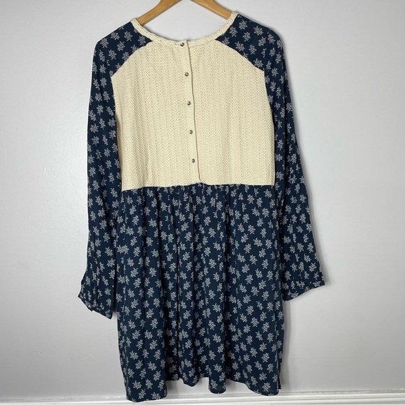 THML Mixed Media Babydoll Knit Floral Blue & Cream Long Sleeve Mini Dress - Picture 5 of 7